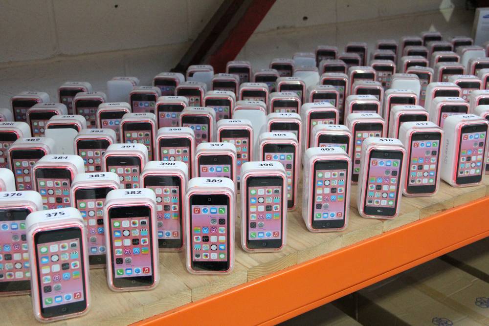 Phones4U&#039;s Entire Inventory of iPhones and iPads is Being Liquidated