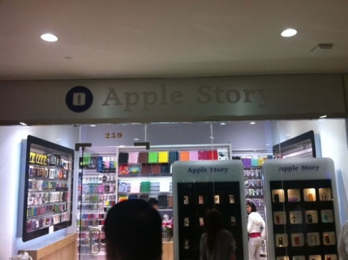 Apple Cracks Down on Knock-Off Stores in Chinatown, New York