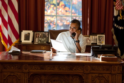 President Obama Uses a DODOcase for His iPad 2