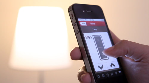 The World&#039;s First iPhone Controlled Light Bulb [Video]