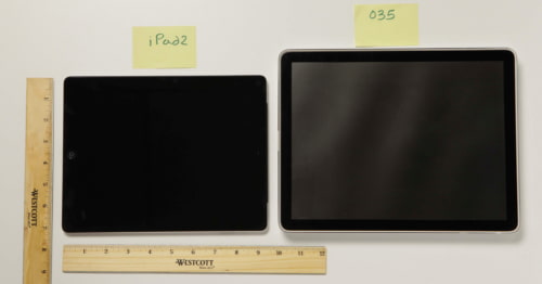 Early 035 iPad Prototype Compared to iPad 2 [Gallery]