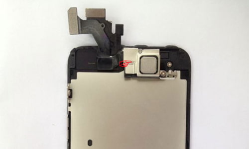 NFC Spotted in Leaked &#039;iPhone 5&#039; Part Photos?