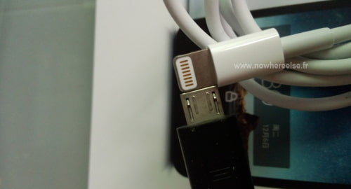 New Mini Dock Connector vs. Micro USB [Photo]
