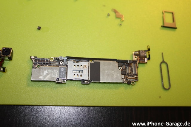 First Teardown of the New iPhone 5 [Photos]