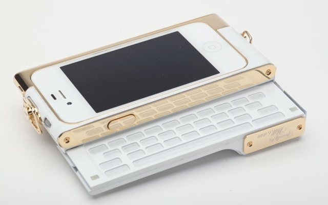 Will.i.am Unveils iPhone Camera Accessory With Keyboard