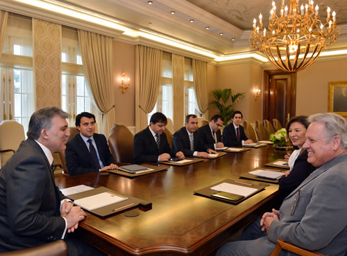 Turkish President Meets With Apple Executives About Massive Tablet Initiative