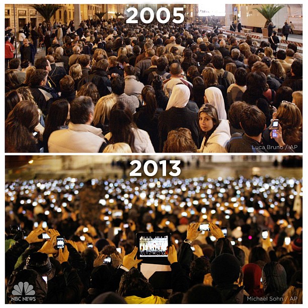 How Apple Changed the World: St. Peter&#039;s Square in 2005 and 2013 [Photo]