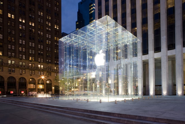 Apple Hires Foster + Partners to Work on New Retail Store Designs?