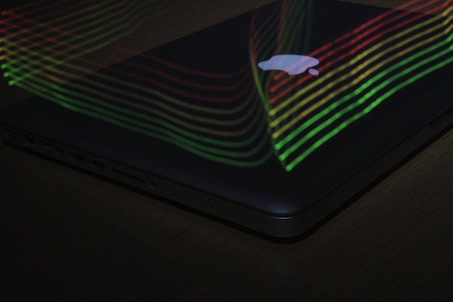 This is What the MacBook Pro&#039;s Force Field Looks Like [Photos]