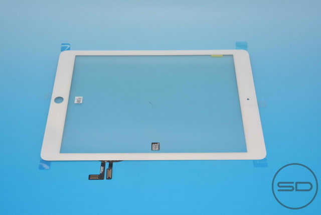 Leaked Photos of the iPad 5&#039;s Front Panel? [Gallery]
