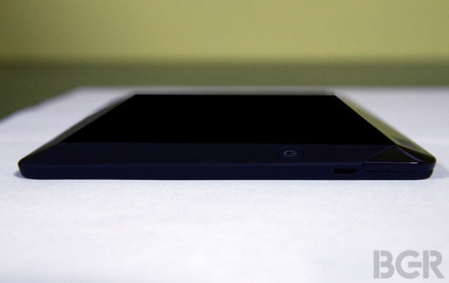 Leaked Photos of the New Amazon Kindle Fire HD 2?