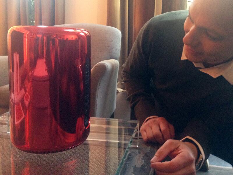 Nest CEO and iPod Father Tony Fadell May Have Purchased (RED) Mac Pro, Gold EarPods [Photos]