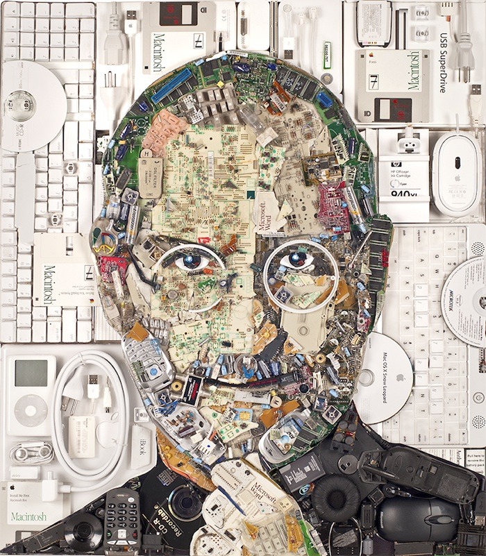Steve Jobs Portrait Made From 20lbs of &#039;E-Waste&#039; [Photo]