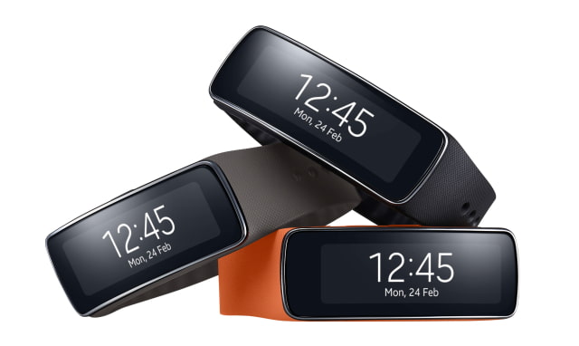 Samsung Unveils New Fitness Band Dubbed the &#039;Samsung Gear Fit&#039; [Images]