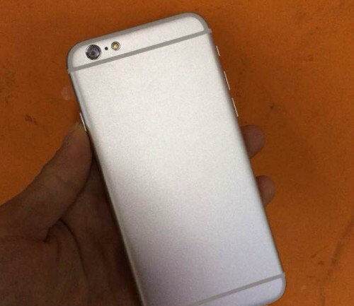 Yet Another Physical iPhone 6 Mockup Surfaces in Silver [Photos]