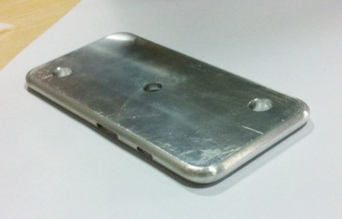 Aluminum Mold Used By Manufacturers to Make iPhone 6 Cases? [Photos]