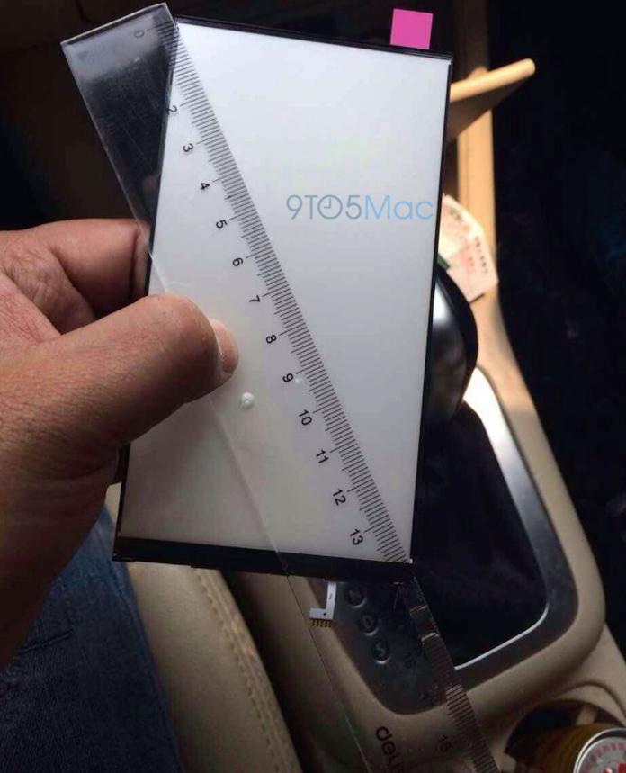 Leaked LCD Backlight Panel for the 5.5-Inch iPhone 6? [Photos]