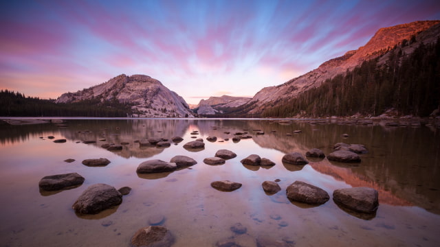 Download the Beautiful New OS X Yosemite Wallpapers