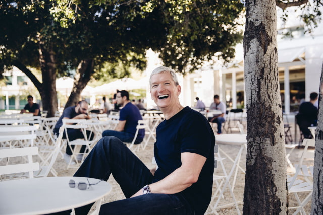 Tim Cook on Apple Watch Expectations, Steve Jobs&#039; Legacy at Apple, Living &#039;Outside the Box&#039;