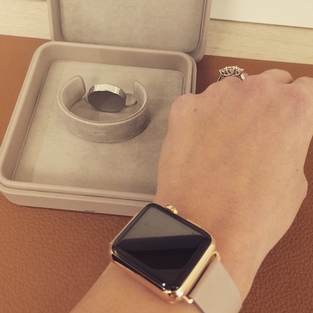 This is the Retail Box for the Gold Apple Watch Edition [Photos]