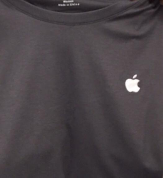 Apple Store Employees to Switch to Gray Shirts Alongside iPhone 6s Launch?