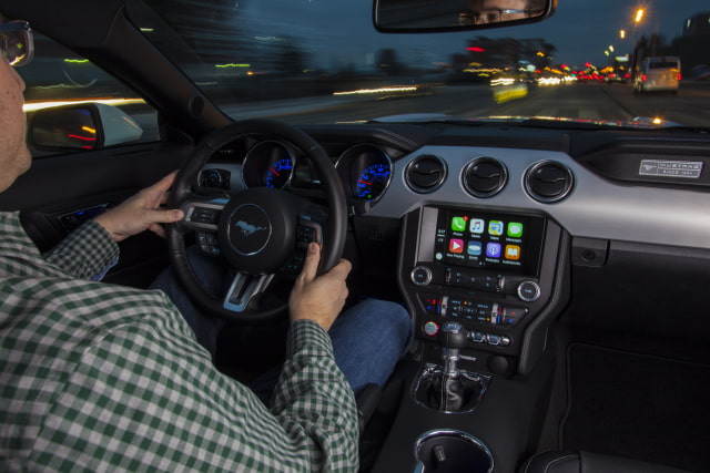 Ford Announces Apple CarPlay Will Be Available on All 2017 Vehicles With SYNC 3 [Video]