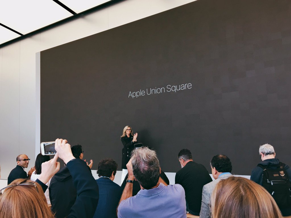 Apple Reveals New Design for Union Square Apple Store With 42 Foot Tall Sliding Glass Doors, Genius Grove, More