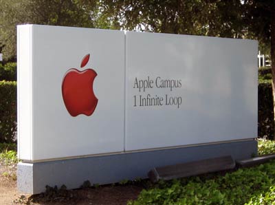 Apple Shareholder Meeting: 25 New China Stores