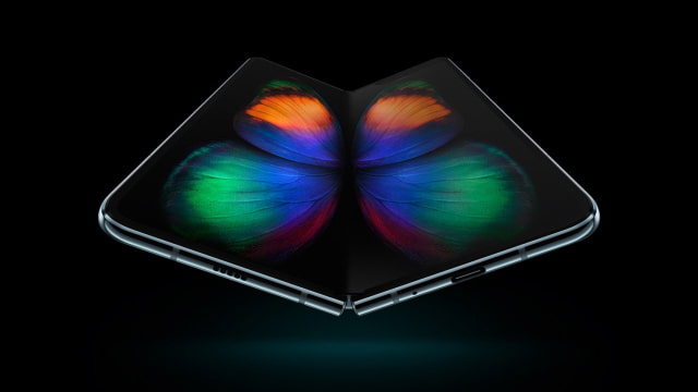 Samsung Delivers Sample of Its Foldable Display to Apple [Report]