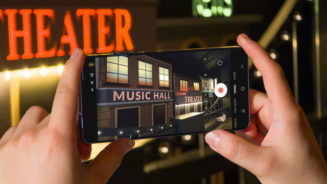 Samsung Unveils Galaxy S26 Series; Ultra Debuts Built-In Privacy Display [Video]