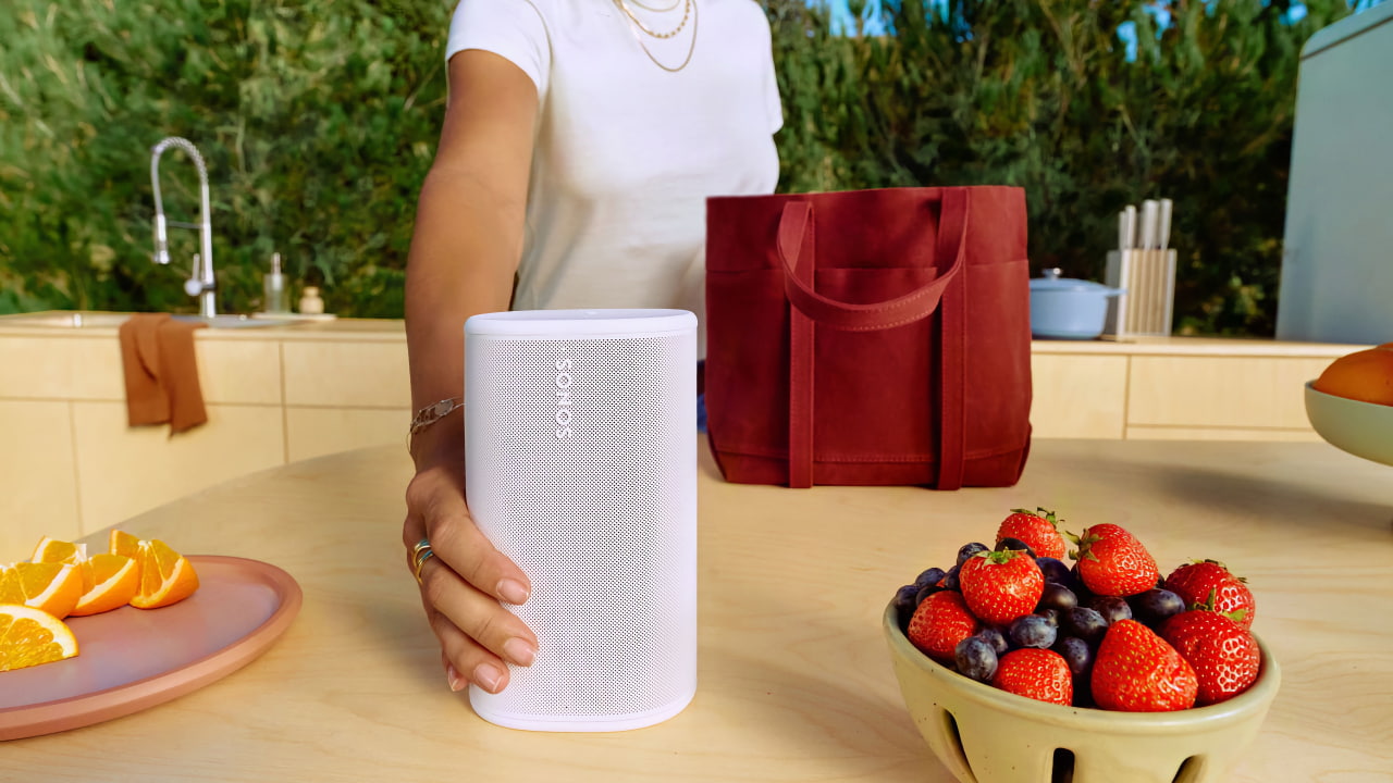 Sonos представляет колонки Play и Era 100 SL с акцентом на создание аудиосистемы для всего дома