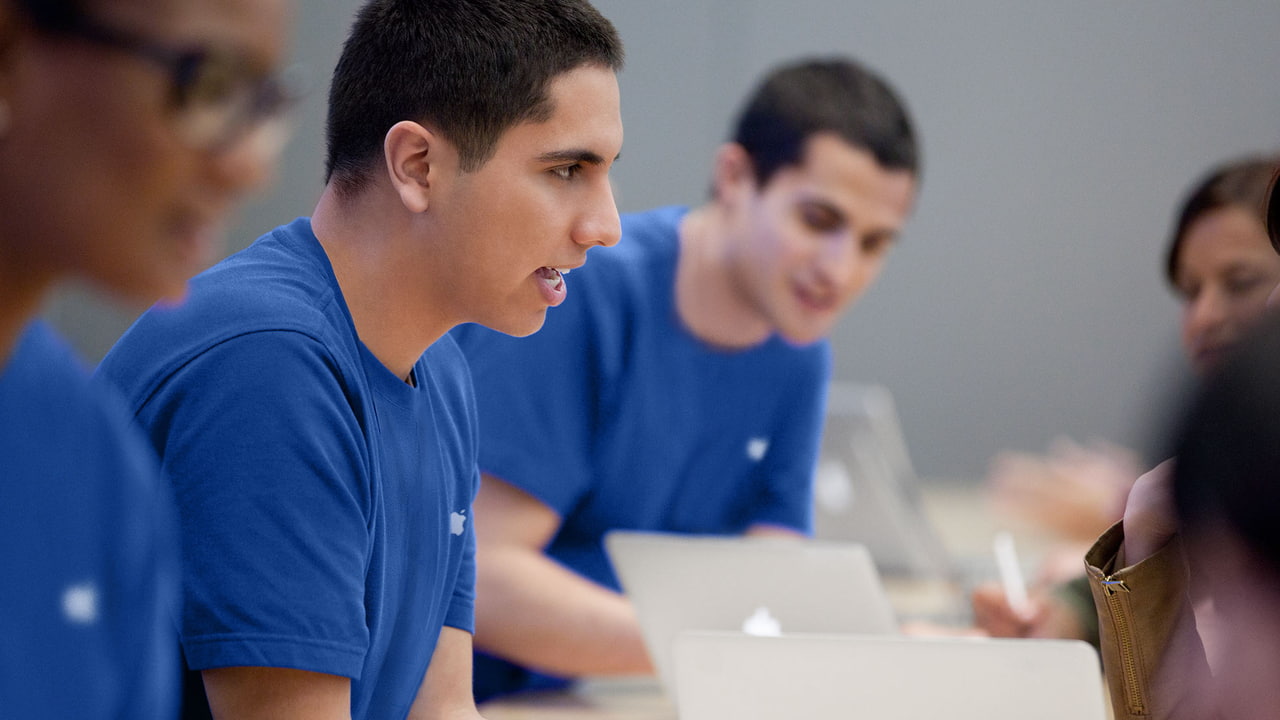 Apple Testing AI to Record and Transcribe Genius Bar Appointments