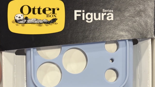 Otterbox Packaging Suggests iPhone 17 Pro Cases Fit iPhone 18 Pro