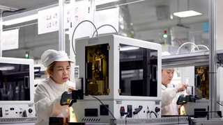 Apple Launches Hanoi Education Hub to Train Supplier Employees
