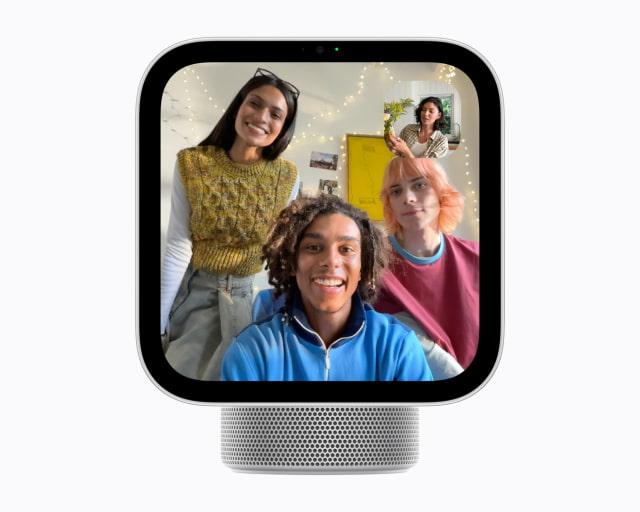 A FaceTime call on Apple HomeView with Center Stage.