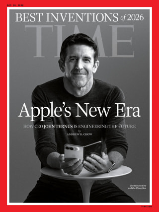 Джон Тернус рассказал о разработке iPhone Duo и стратегии Apple в области ИИ в интервью TIME