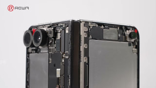 Разборки iPhone Duo раскрывают конструкцию с двумя аккумуляторами и сложности ремонта [видео]