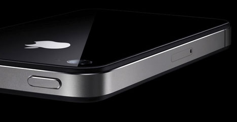 Jonathan Ive: &#039;Those Three Black Splits Are Co-Molded In&#039;