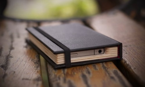 Hide Your iPhone 4 in The Little Black Book