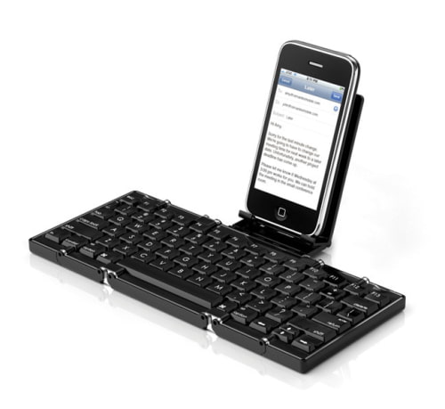 Collapsible Keyboard for the iPad, iPhone Fits in Your Pocket