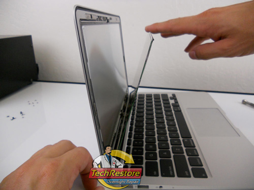 The New MacBook Air Screen is &#039;Insane&#039;