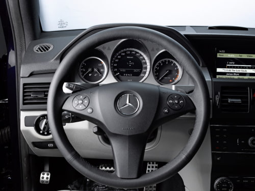 Mercedes-Benz Integrates the iPhone