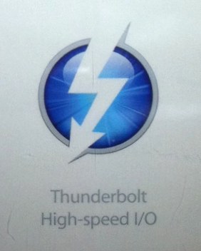 MacBook Pro Box Photo Leaks Specs, New Thunderbolt Port!