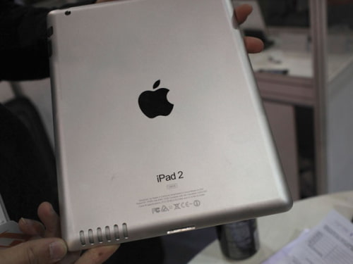 Is Apple Announcing iPad 1.5 or iPad 2? Milestone MacBook Pro Update Next Year?
