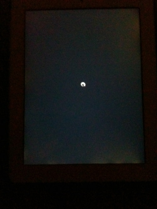 iPad 2 Owners Complain of Backlight Bleeding