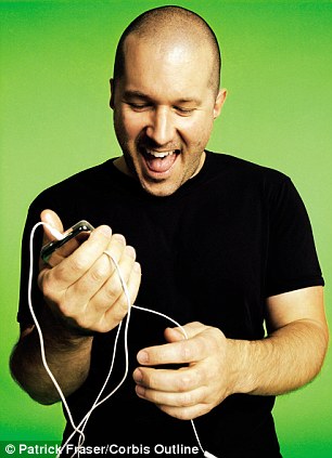 Daily Mail Profiles Jonathan Ive, Says Recent Rumours Are False