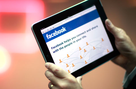 Facebook prépare finallement le lancement d&#039;une application iPad officielle