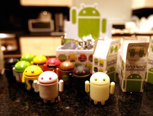 Google Schedules Release of Ice Cream Sandwich Devices to Compete With iPhone 5?