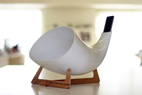 A Megaphone for Your iPhone [Video]
