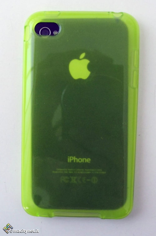 iPhone 4 Comparison With iPhone 5 Cases Shows Wider, Thinner Design